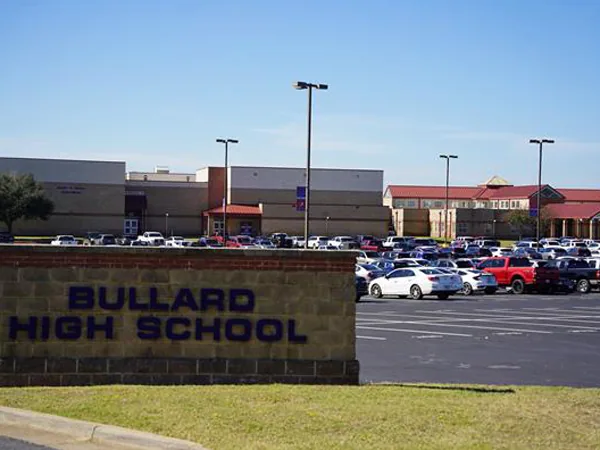 Bullard High School building